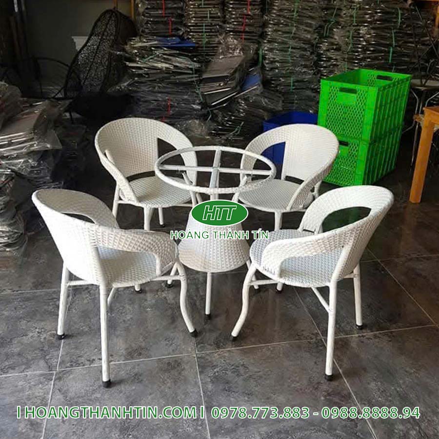 Bàn ghế nhựa giả mây sân vườn HTT 42