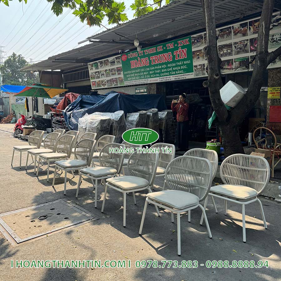 Bàn ghế đan dây dùi HTT 7